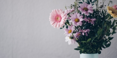 Как продлить жизнь цветам в вазе