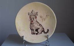 Тарелка с котом в короне