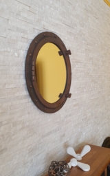 Зеркало настенное в круглой раме Регата