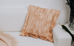 Подушка на диван двусторонняя Крем-брюле